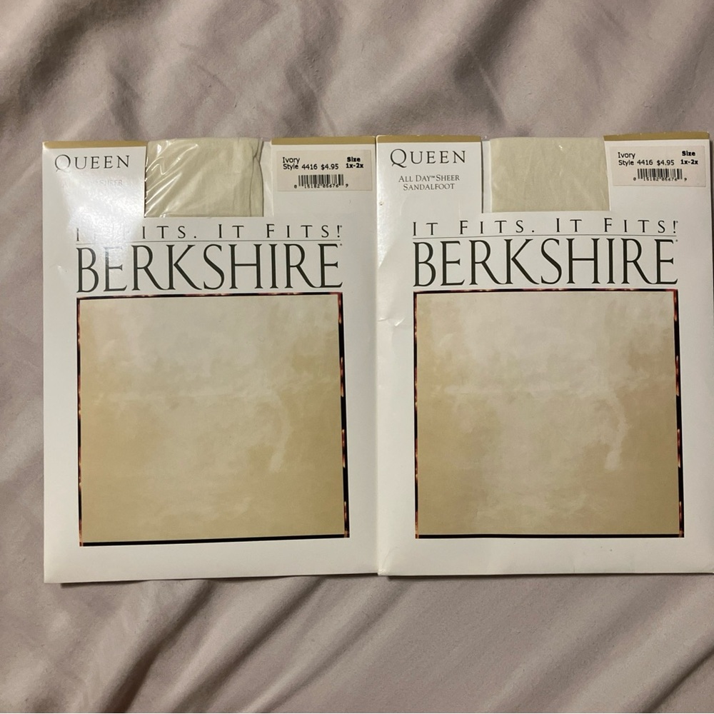 2 - NIP Vintage Berkshire It Fits. It Fits! Pantyhose Sz 1X-2X Queen Ivory